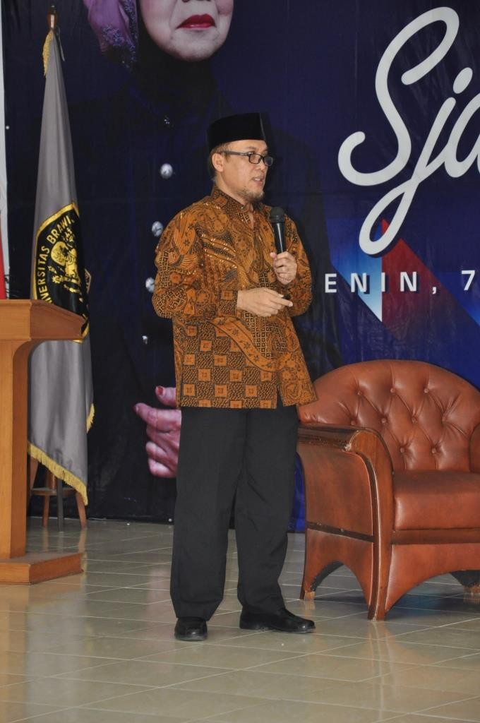 Moch Jasin menjelaskan solusi pemberantasan anti korupsi
