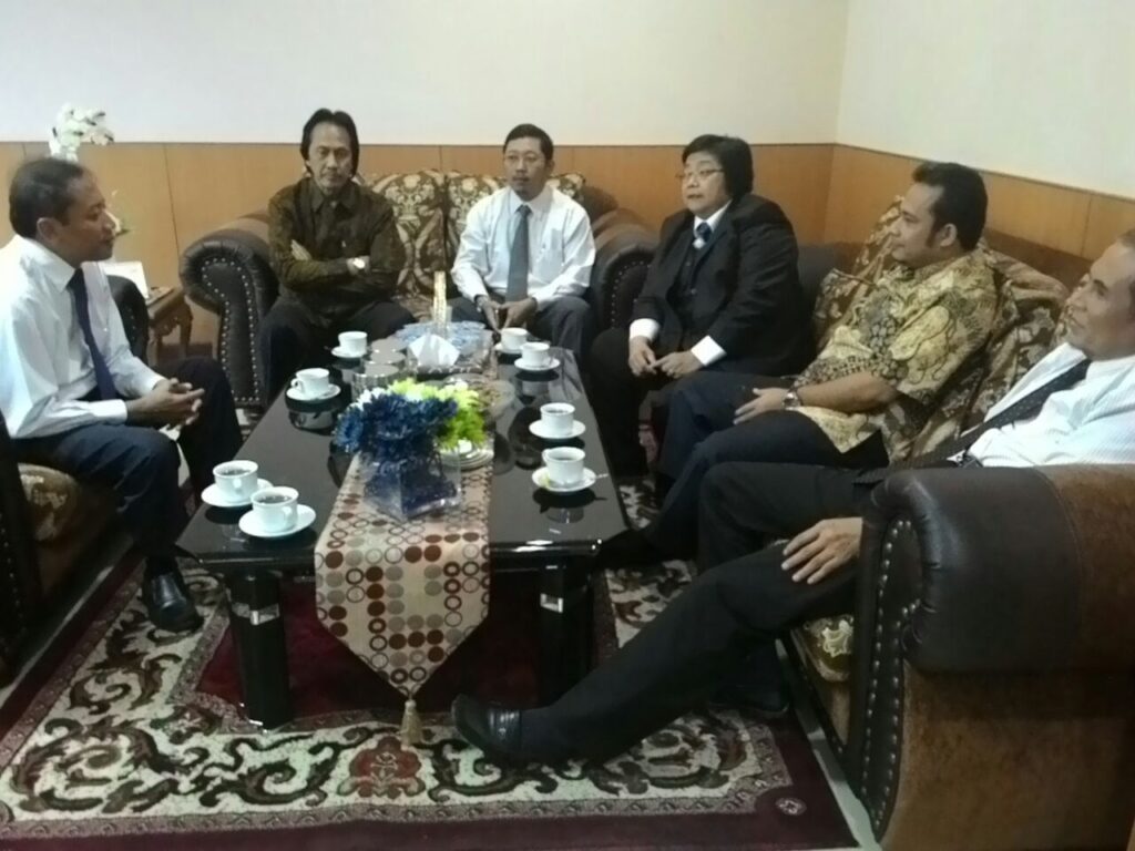 Dekanat FIA UB berbincang dengan Menteri Siti Nurbaya